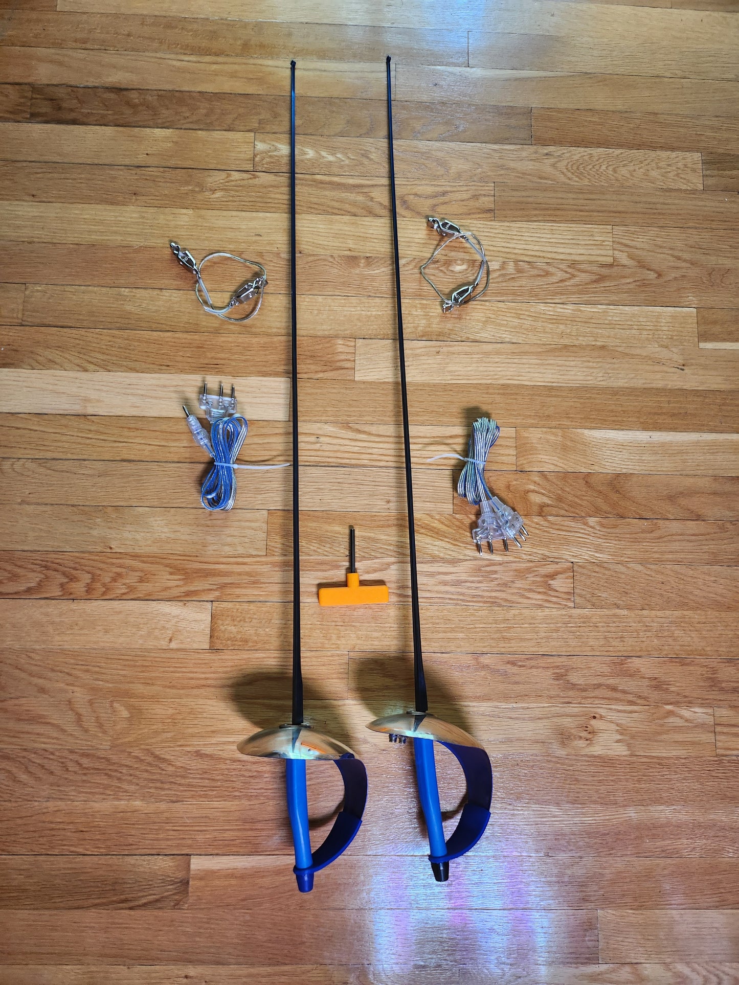 Advance Competitive Electric Sabre Olympic Fencing Bundle 2x Sabre+Body+MaskCord+BladeCover + tool